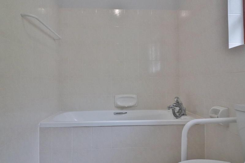 To Let 2 Bedroom Property for Rent in Durbanville Western Cape